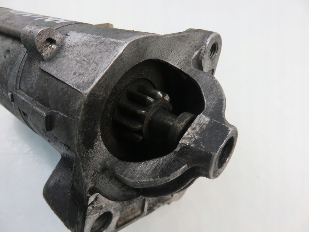 Стартер renault megane 2 1.9 dci 818 d7r49 8200075362b Зі Шроту