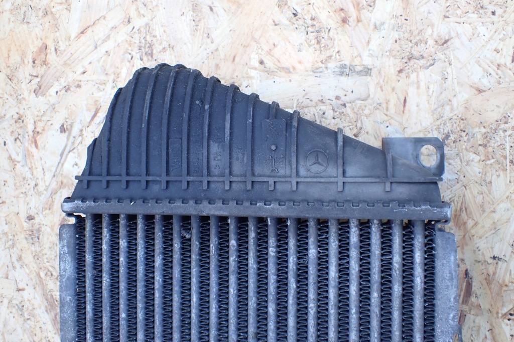 Mercedes sprinter 1 w903 96-06 радиатор интеркулер 2.2cdi 2.7cdi 2.9tdi Киев