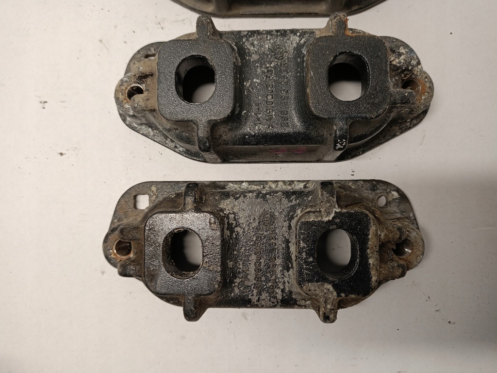 фото №7, Кронштейн кронштейн аккумулятора renault zoe