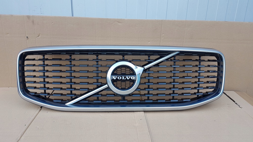фото №2, Решётка радиатора решётка радиатора volvo xc60 ii r-design 17-