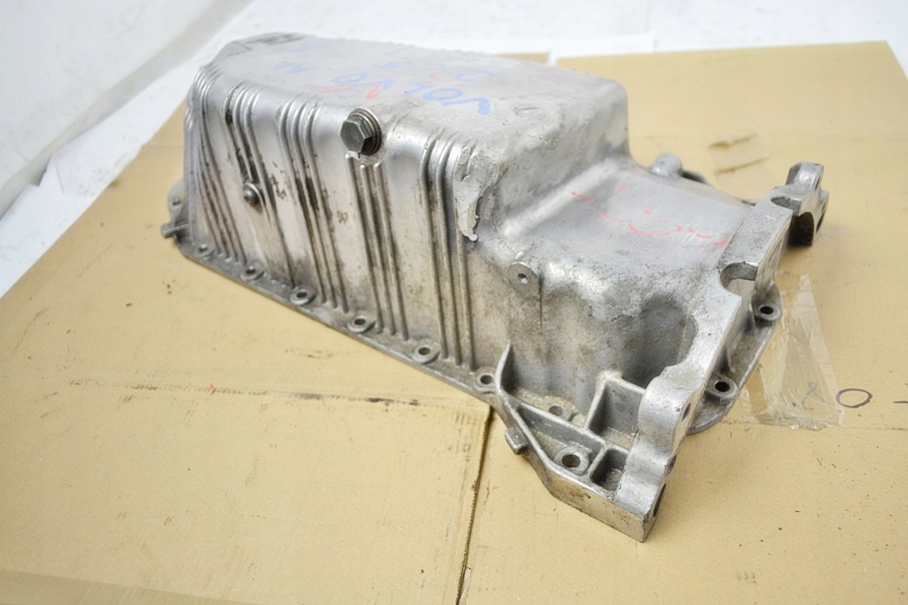 Volvo s80 v70 vw 2,5 tdi поддон масляная 074103603k с Разборки