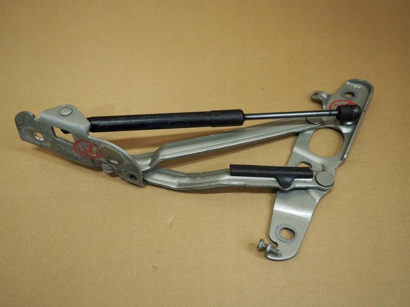 фото №1, Петля кришки правий привід audi tt 8j cabrio