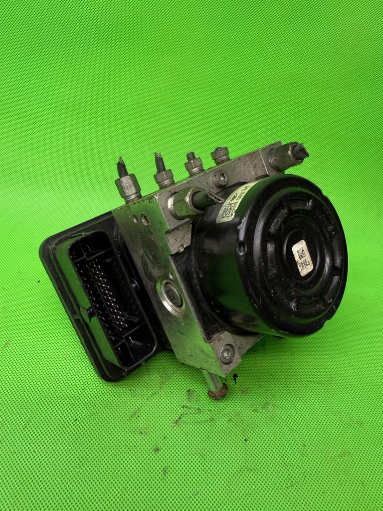 Купити Насос abs nissan 476603vu0b