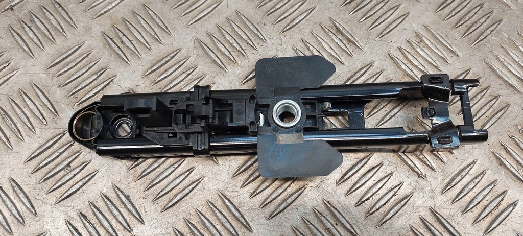 фото №5, Audi a4 s4 b8 8k 2014 левая сторона моторчик регулировки ремней безопасности