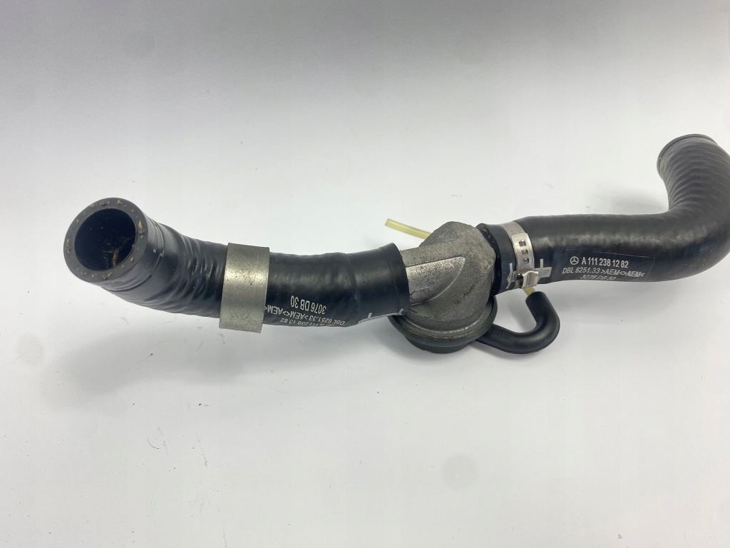 Клапан egr шланг повітря mercedes c klasa slk r170 w203 оригінальний номер 0021405560 Оригінал