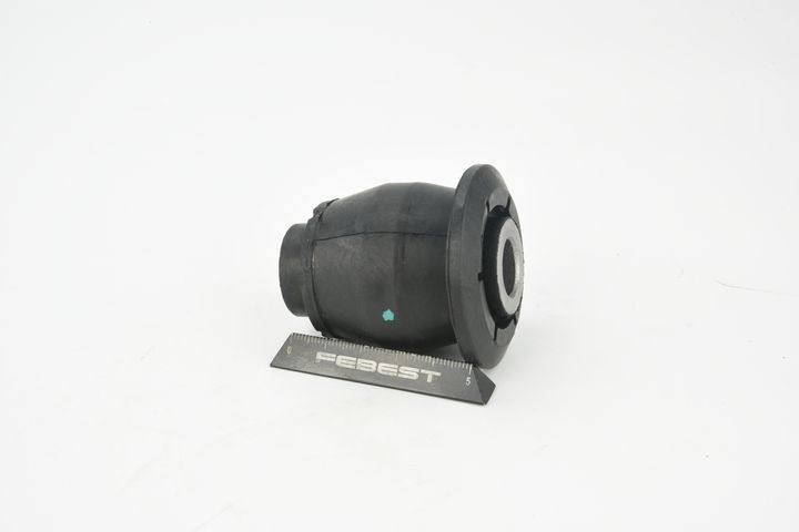 фото №13, Втулка передняя рычага верхнего перед mazda bongo