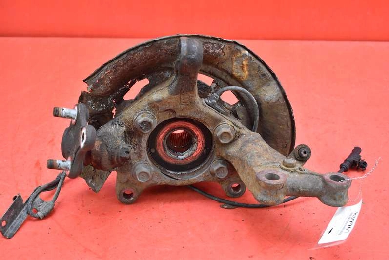 фото №6, Поворотный кулак левая перед toyota verso 2.0 d-4d 10r