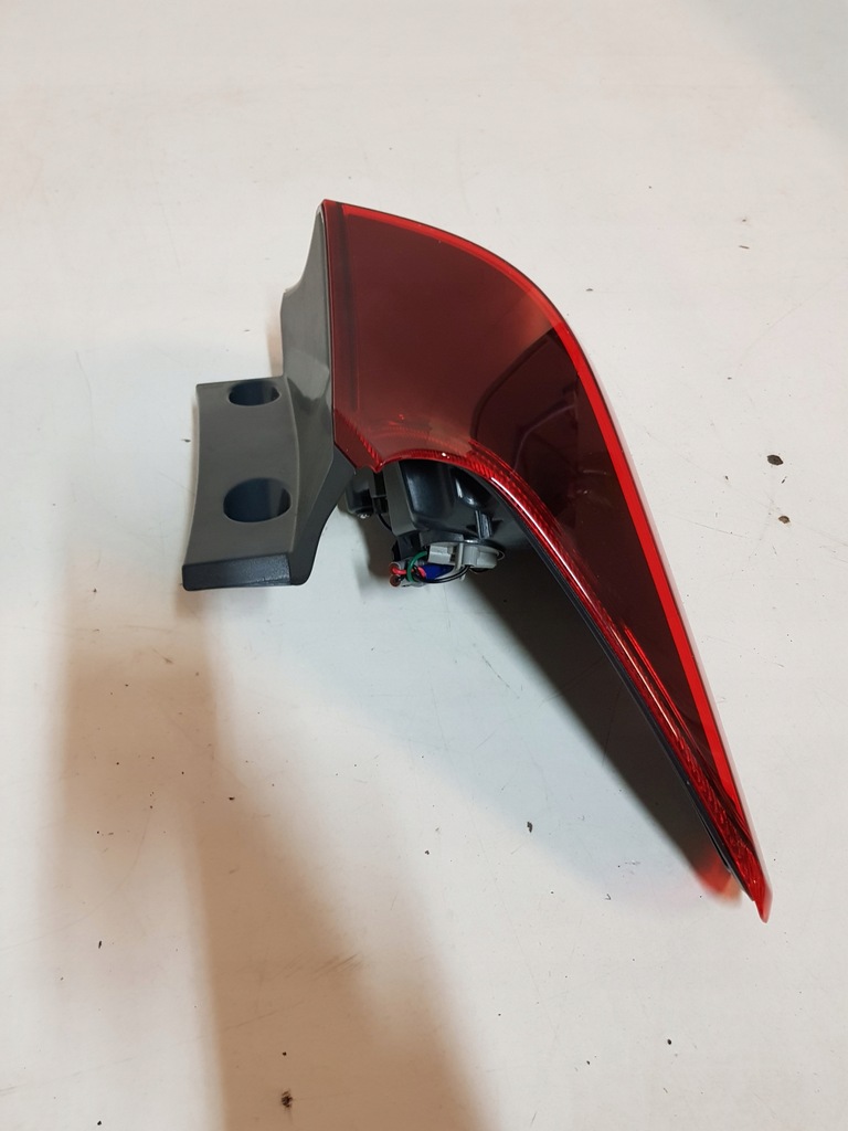 фото №6, Toyota auris kombi lift 15- лампа задняя задняя левая