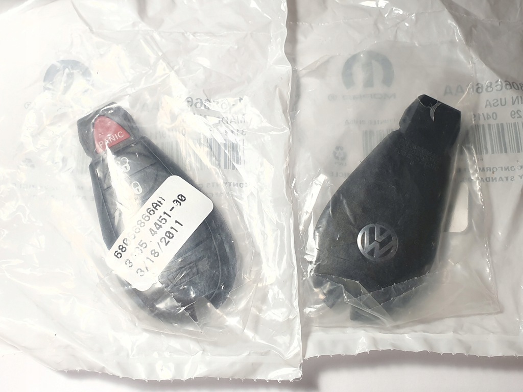 фото №3, Nowa замок запалювання i ключ x2 volkswagen routan 2010