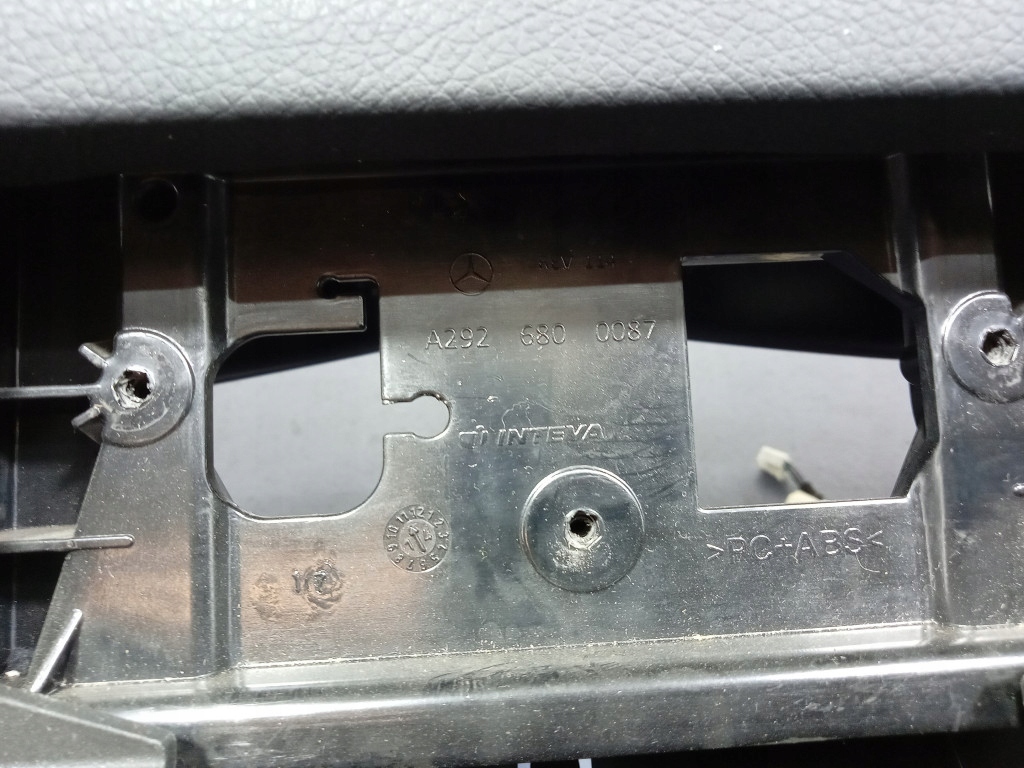 фото №6, Mercedes gls x166 приборная панель приборная кожа eu a292680087