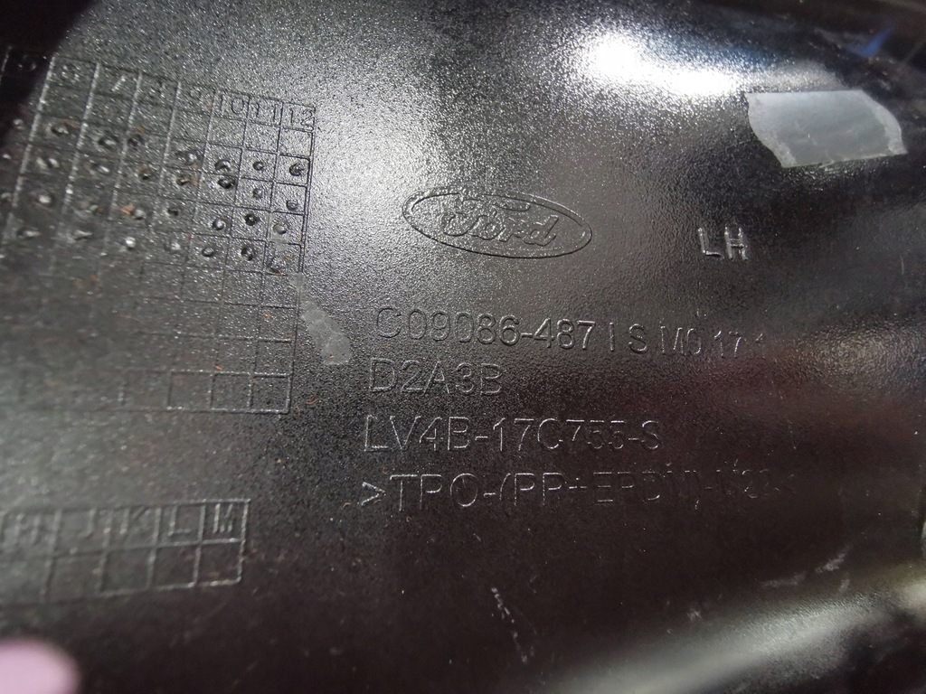 фото №16, Накладка, молдинг решётки бампера ford kuga mk-3/ mk3 st-line левая 804.