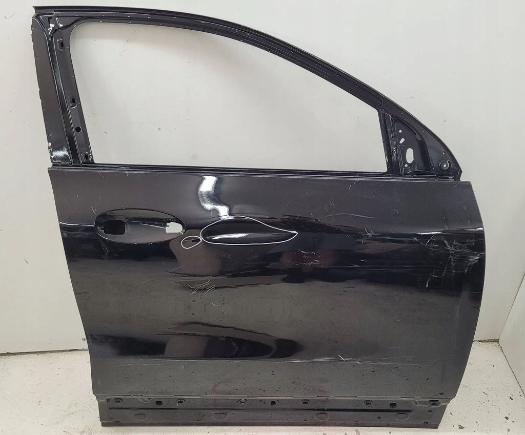 фото №1, Mercedes gla w247 h247 20+ двері перед передні праве fv a2477224201