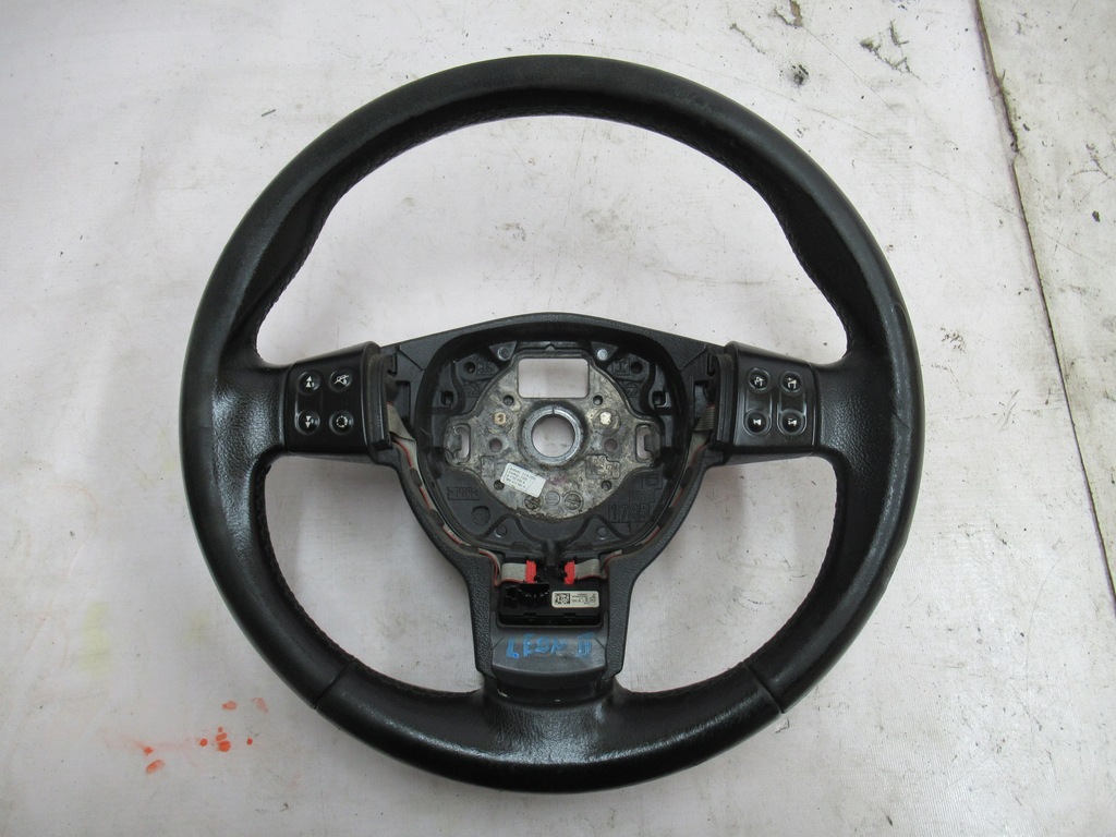 фото №1, Воздуховод кожа seat leon ii 2