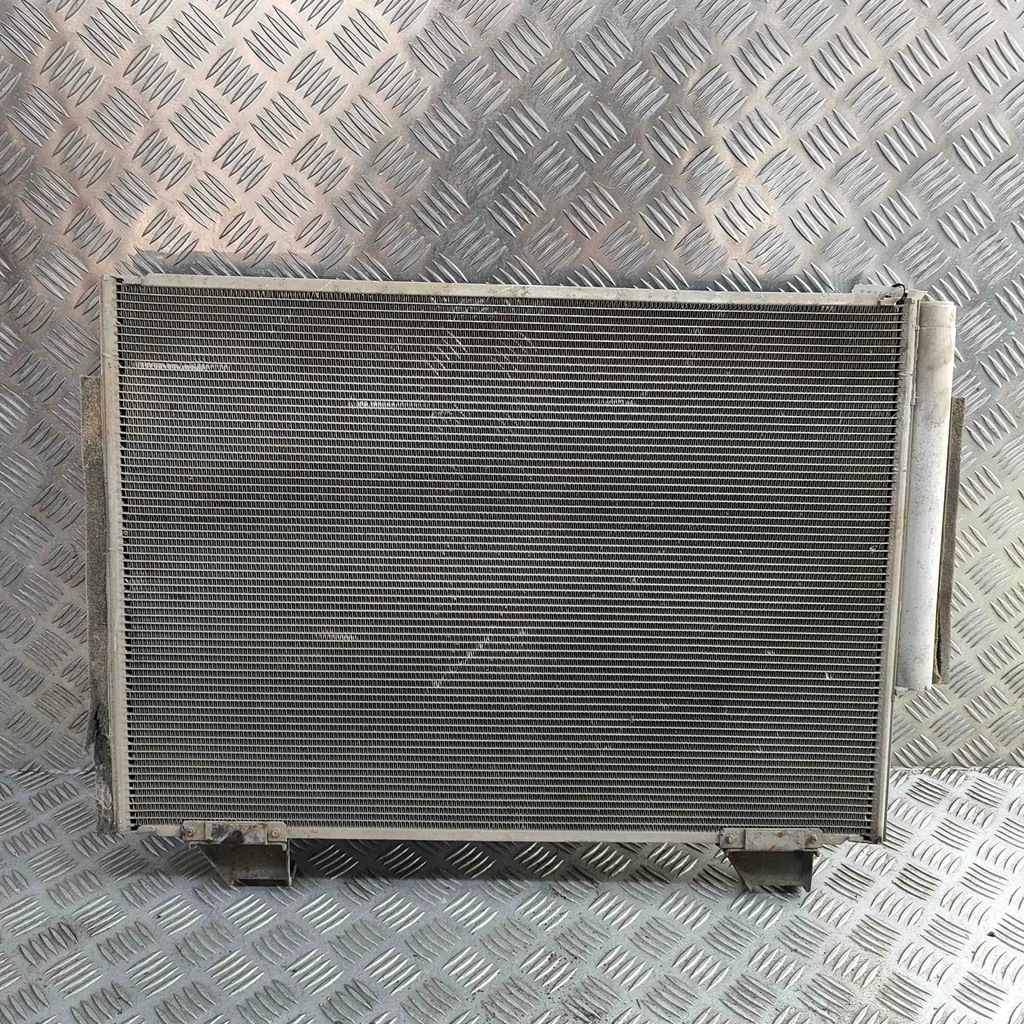 фото №1, Toyota hilux an10, an20, an30 2010 конденсатор / радіатор кондиціонера
