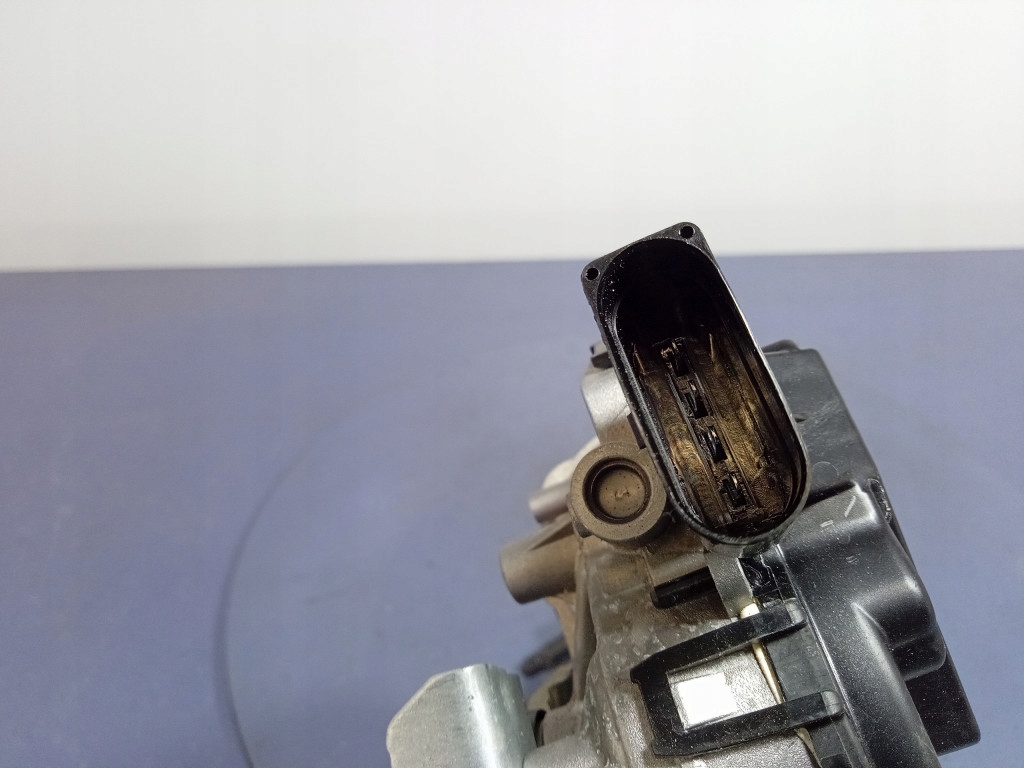 Bmw x5 g05 g06 механизм моторчик дворник перед eu 8739979 Недорого