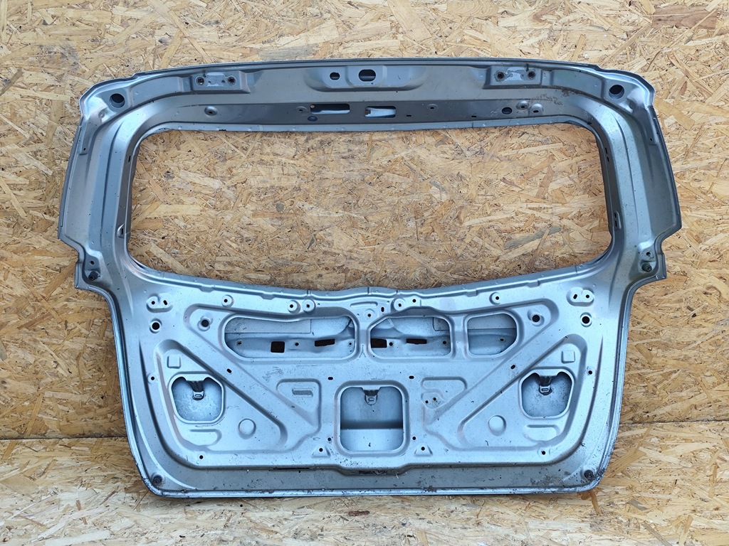 фото №6, Крышка багажника багажника задняя задняя toyota corolla verso 04-08 oryg