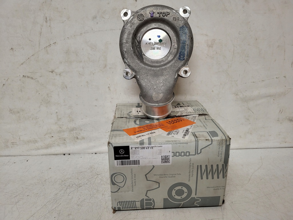 фото №1, Корпус термостата mercedes a4712006315
