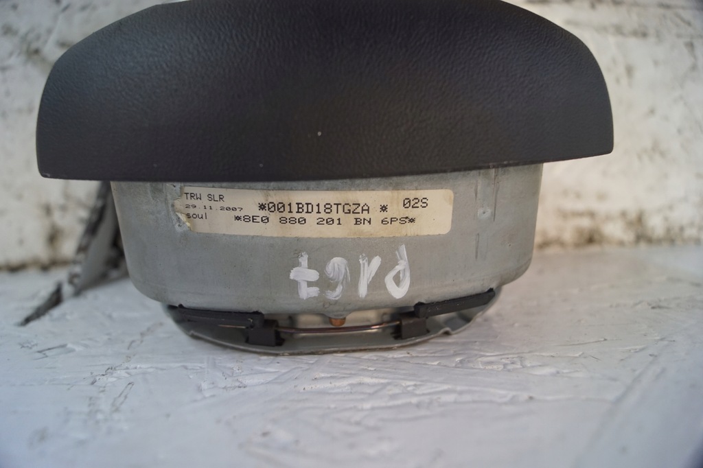 фото №8, Подушка безопасности подушка водителя audi a4 b7 8e0880201bn 3r