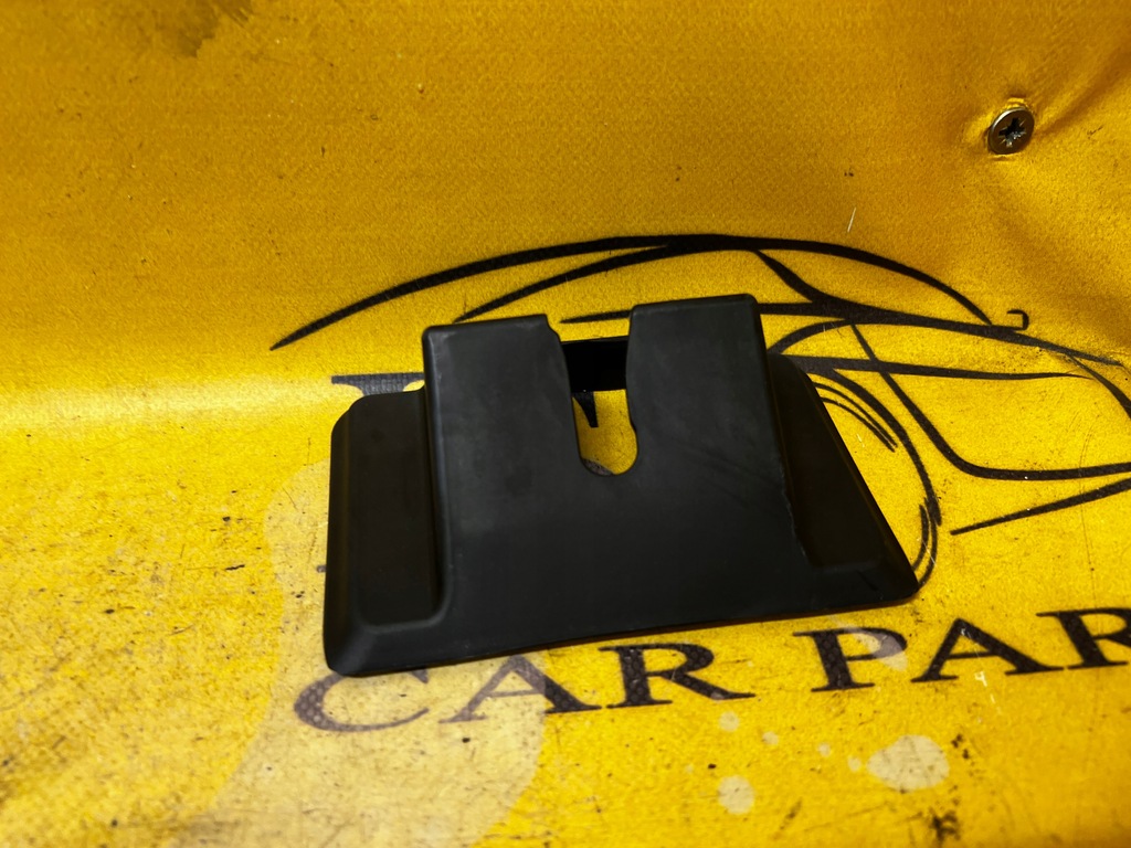 фото №1, Захист пластик заглушка замка задніх двері lexus rx 450h iii 3 al10