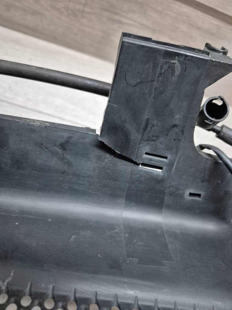 14151. porsche 996 жабо 99657256304 Оригінал