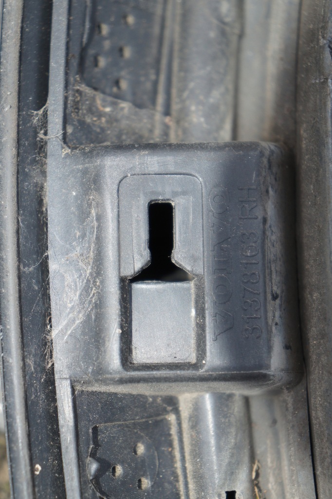 фото №7, Istwa левая правая na крыло volvo xc90 ii