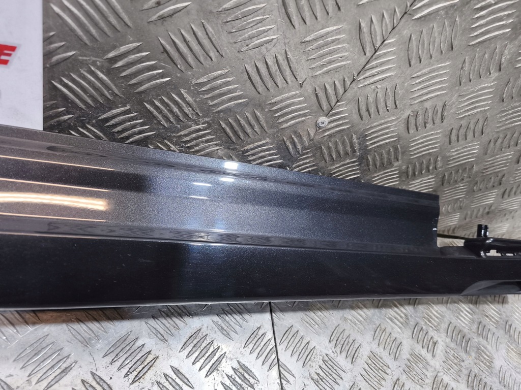 фото №8, Bmw g01 g02 f97 f98 молдинг поріг права sophistograu a90 8064808