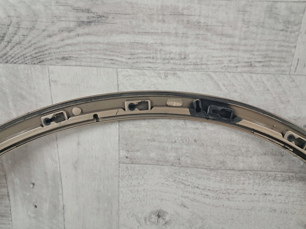 фото №8, Audi q7 ii молдинг крила накладка правий перед передня 7232-5000