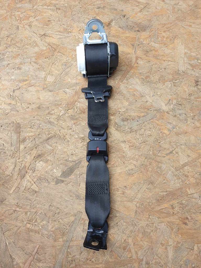 фото №1, Alfa romeo giulia pas безпеки задня середній