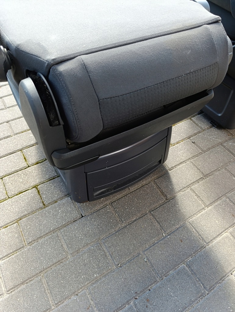 фото №7, Vw t5 t6 multivan сиденья поворотные второй/третий ряд czarne/antracyt