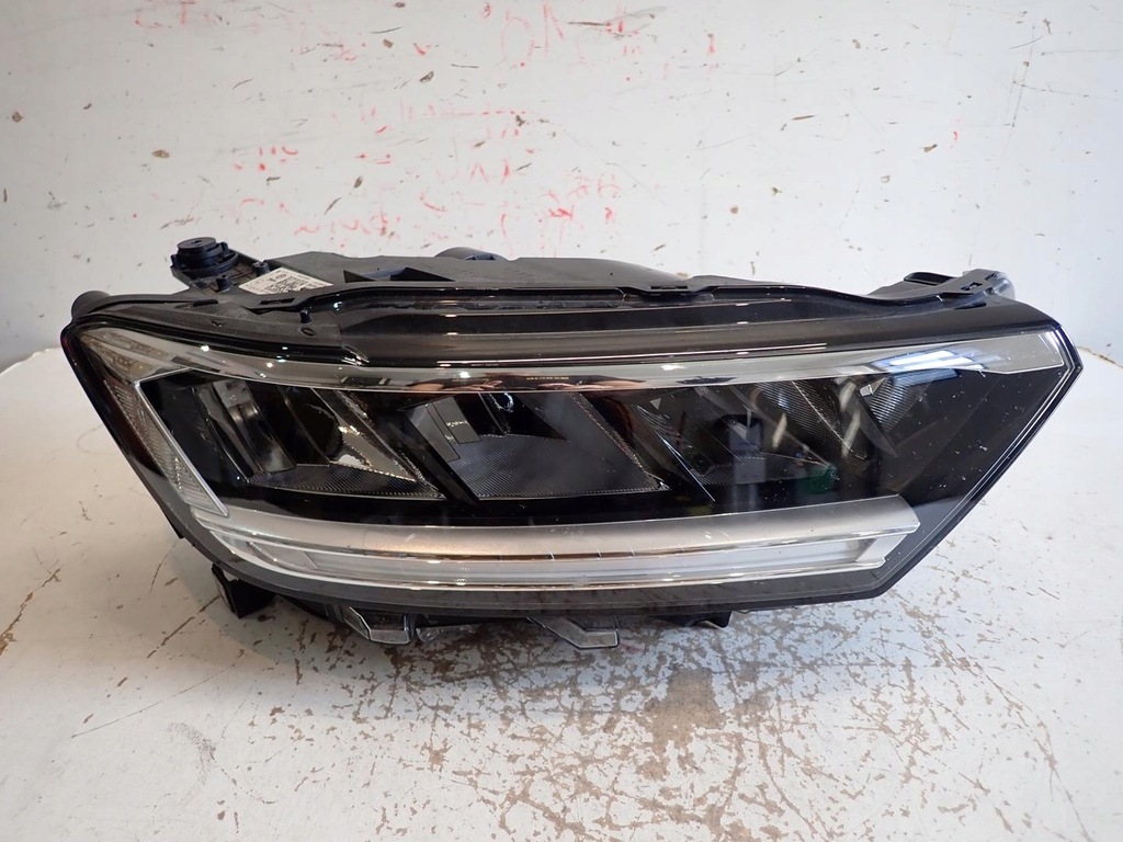 фото №1, Лампа перед правая vw t-roc 2021- full led