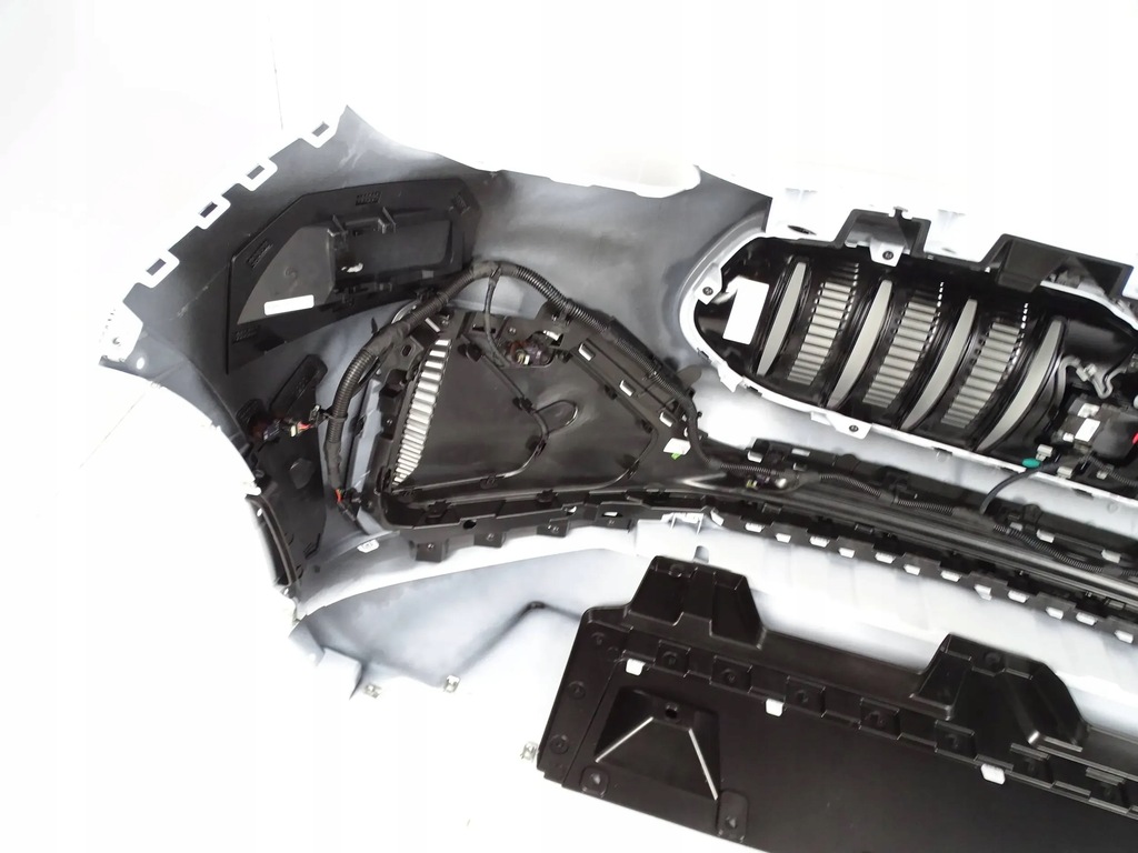 фото №9, Бампер перед передний maserati grecale folgore idealny kpl радар + pdc