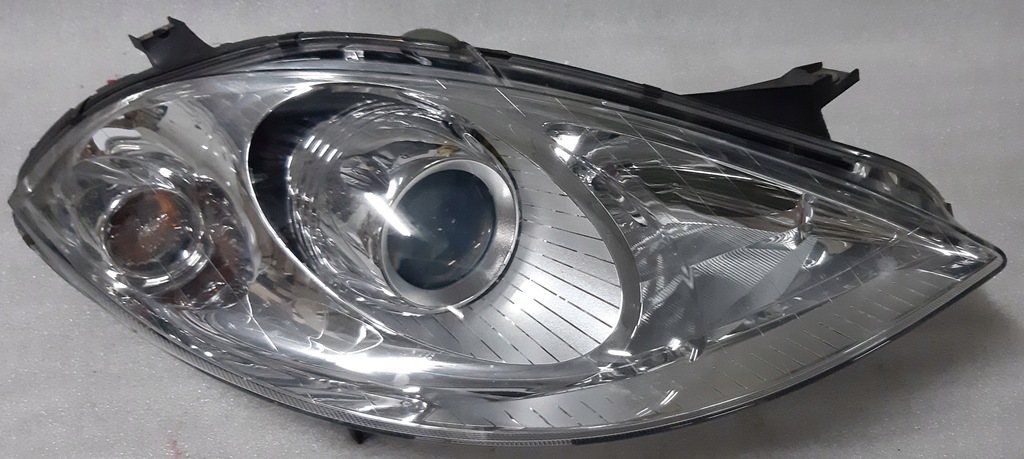 фото №1, Mercedes a-klasa w169 фара лампа