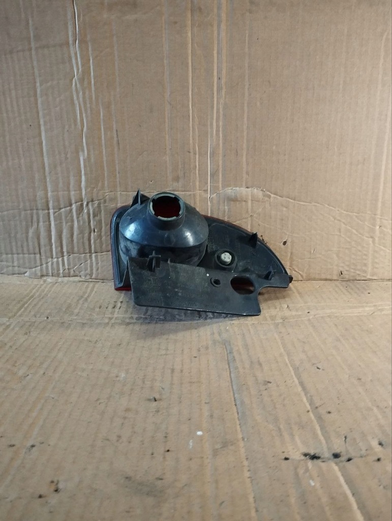 фото №3, Лампа левая задняя левый задняя renault espace iv 8200027155