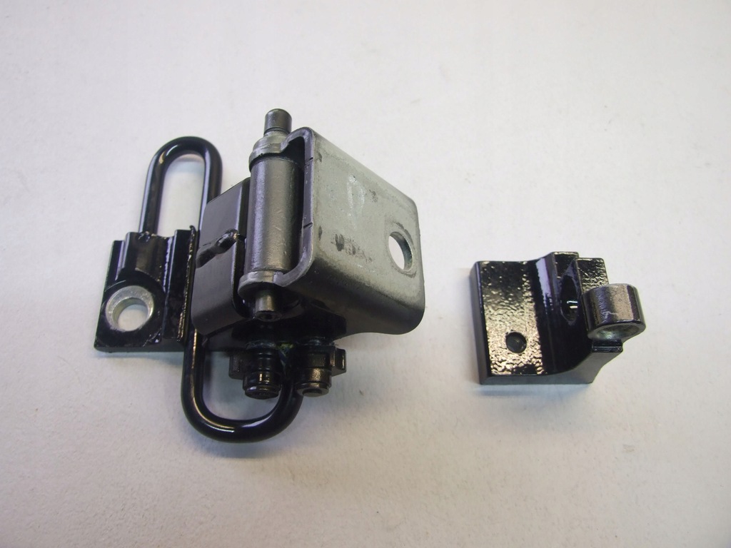 фото №1, Петлі двері лівий задня audi q7 4l0833411a ly9b