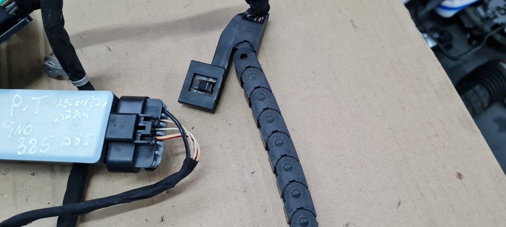 фото №9, Chrysler pacifica 68360881ab задняя сторона правая