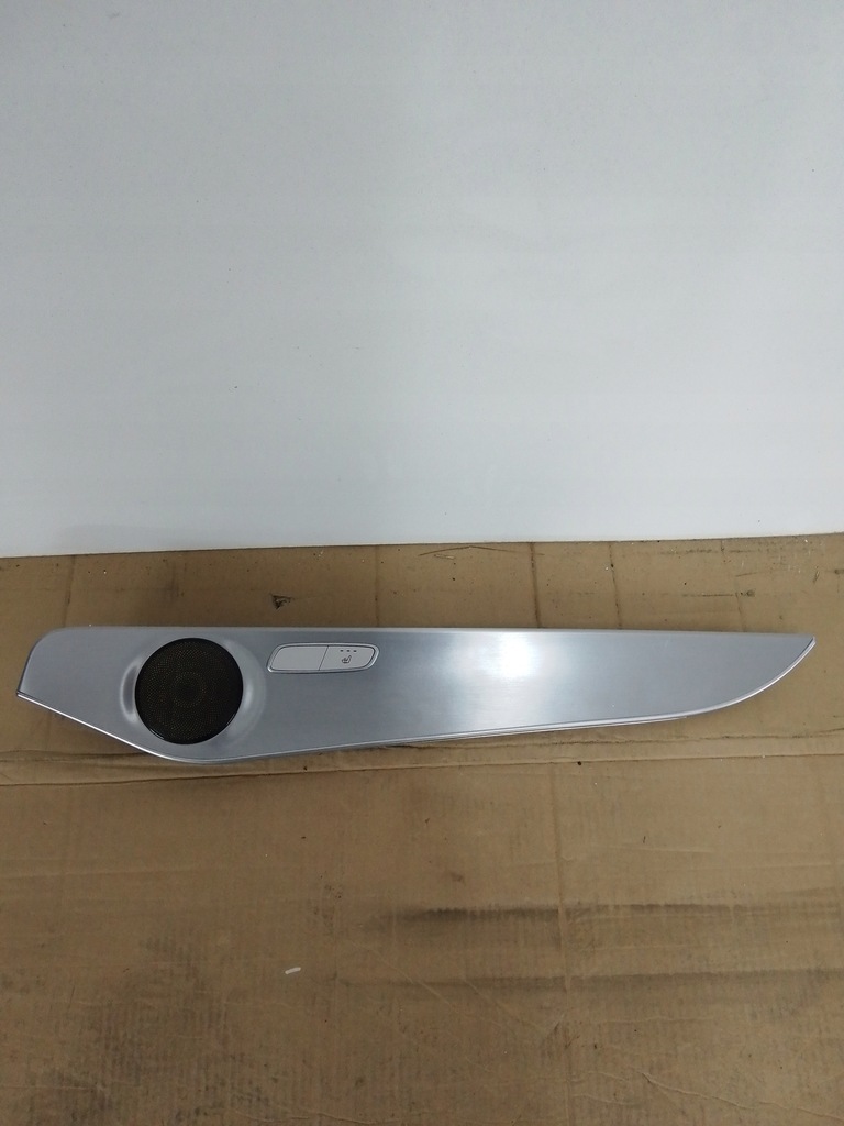 фото №1, Молдинг правая dekor дверь mercedes w205 klasa c