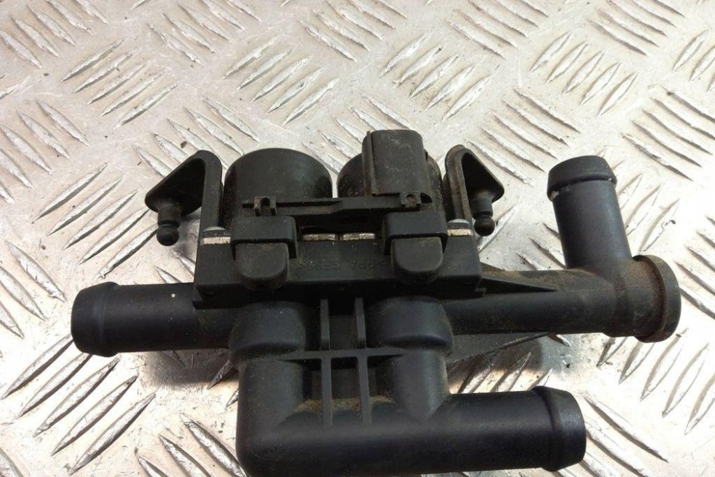 фото №8, Моторчик циркуляция воды bmw 5 gran turismo f07 9119164 2.99l дизель 2010