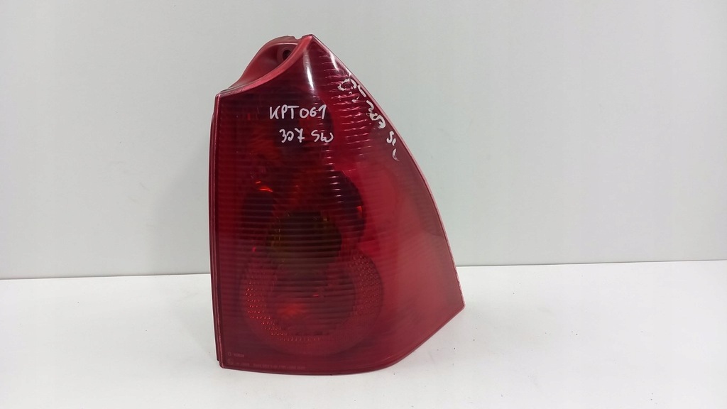 фото №1, Peugeot 307 sw лампа задняя правая