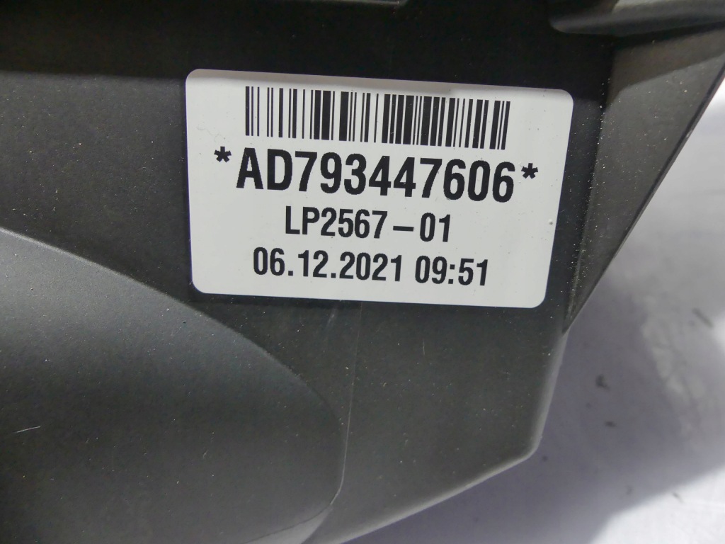 Bmw g11 g14 g15 g16 g30 g31 фильтр воздуха правый cyl 1 - 4 7934476 32km с Разборки