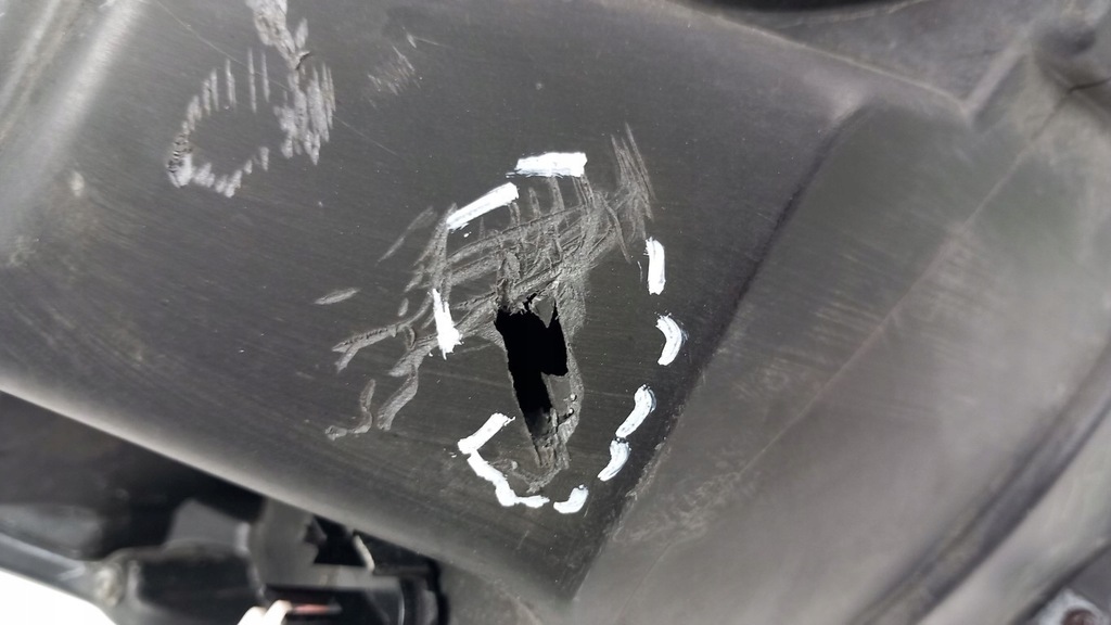 фото №8, Toyota avensis t27 лампа перед ліва лінза