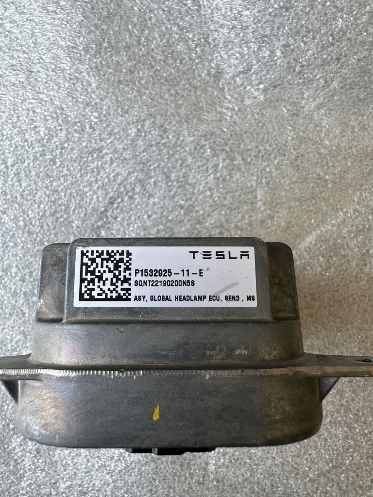 фото №3, Tesla model s модуль керування фарами led p1532925-11-e oem...