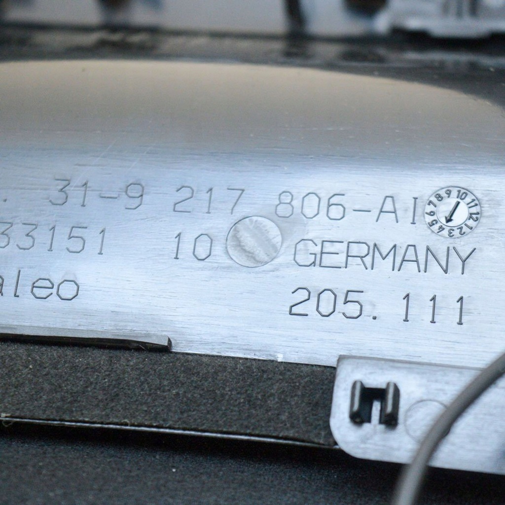 фото №8, Bmw 6 f12 f13 2013 элементы обшивка колонки рулевого