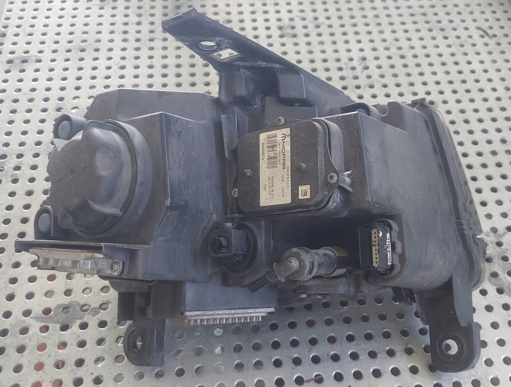 Jeep grand cherokee wk2 14-21r фара лівий перед англієць  ксенон led поворотна Недорого