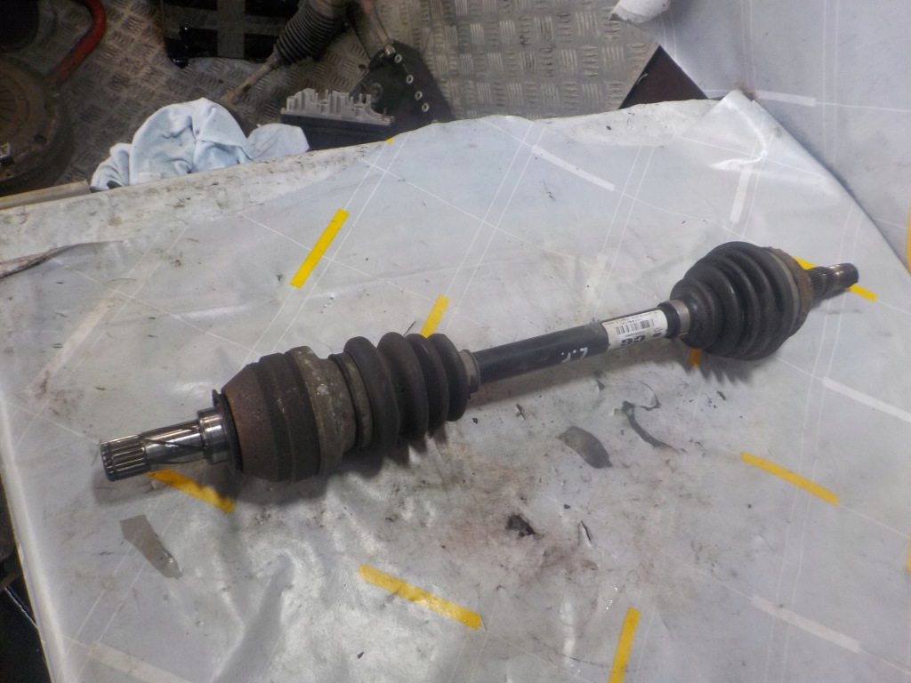 фото №1, Opel astra 2010r 1.6b dohc 115km привідний вал привідна лівий перед 13250860