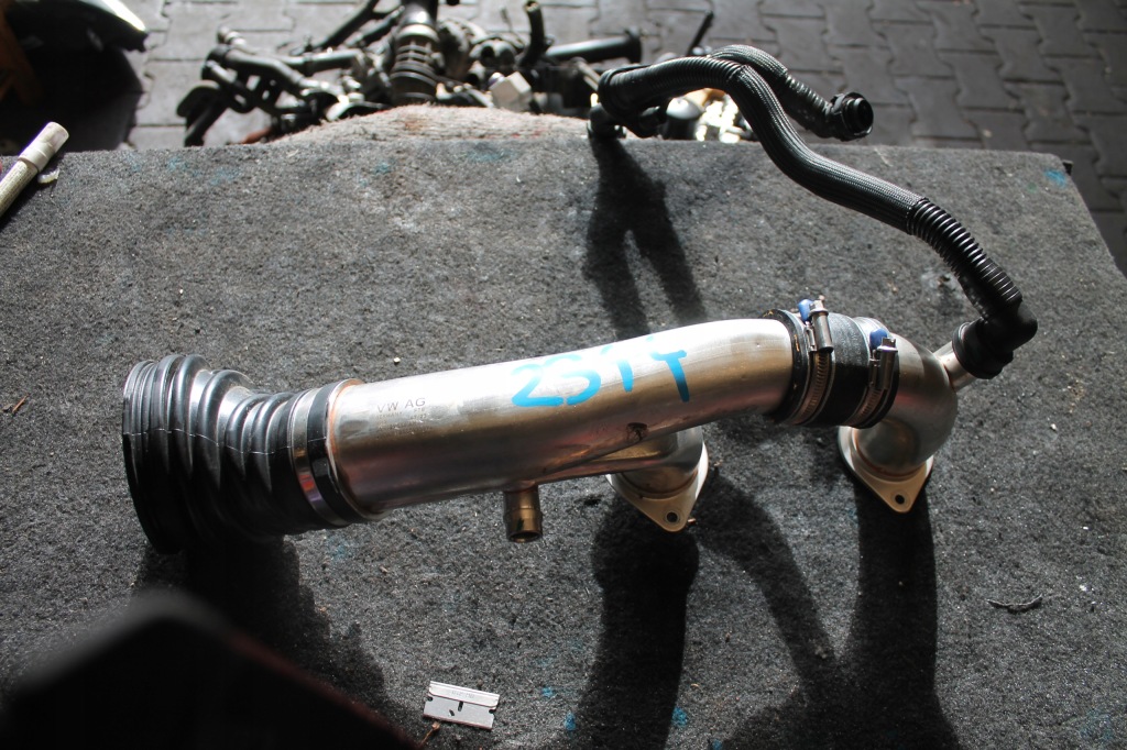 Купити 2344. шланг кондиціонера audi porsche 06m129666ah