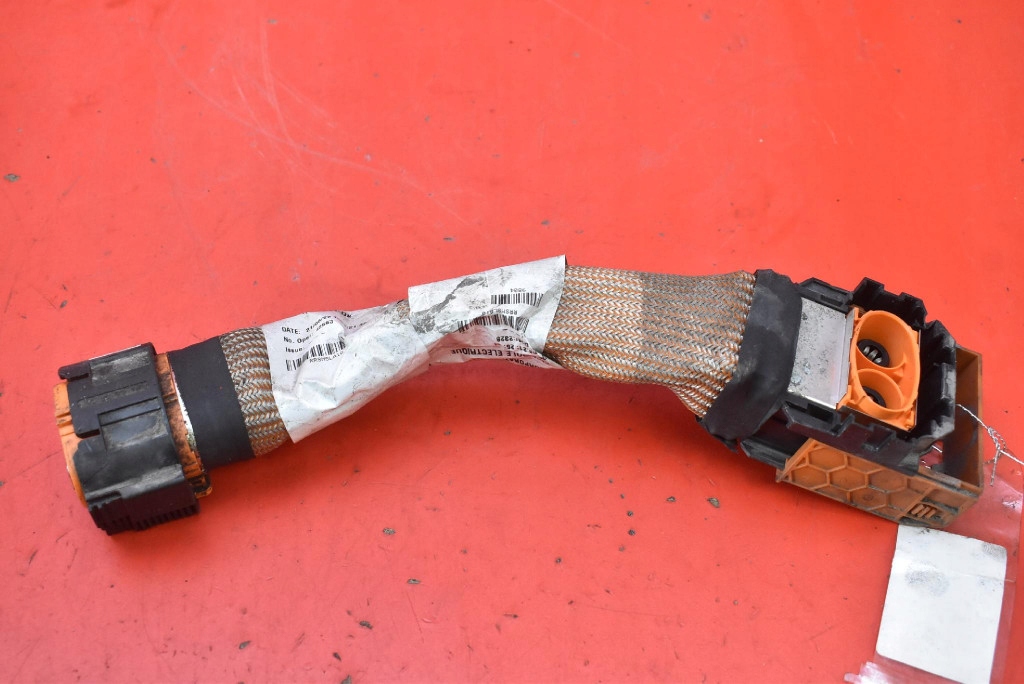 Купить Шланг wysokiego напряжения 297a26138r renault zoe 2 2 52 kwh 135 km 19-24