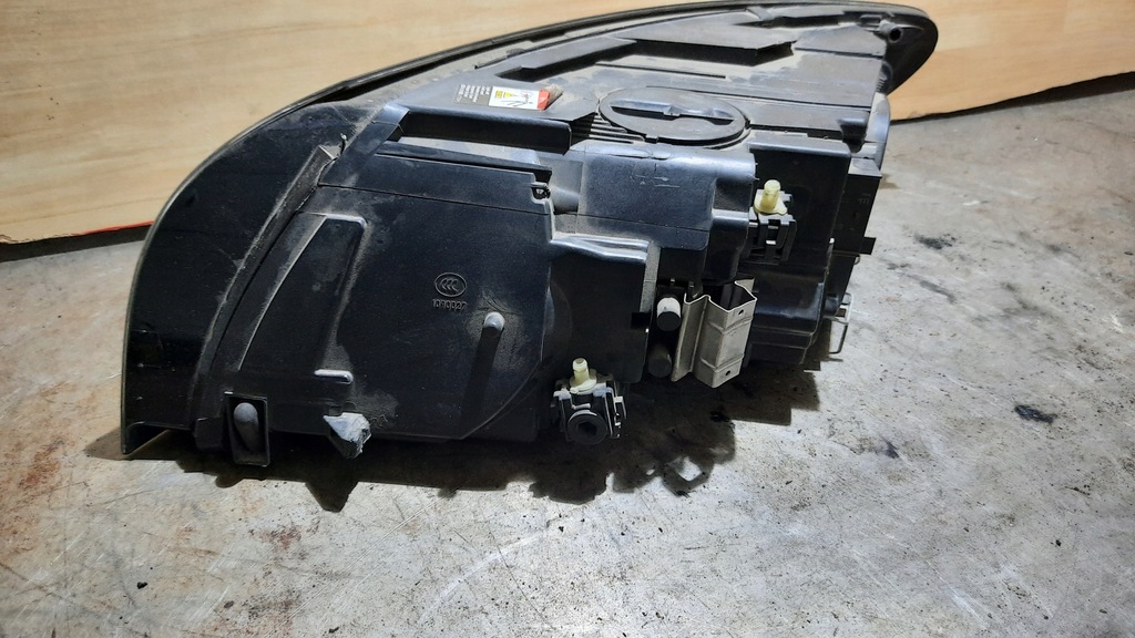 фото №6, Фара правый ксенон volvo s40 ii v50 lift 07-12r