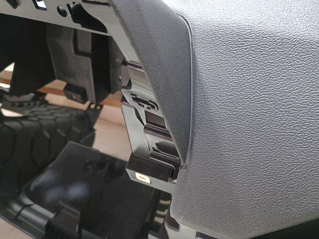 фото №7, Ford transit courier ii 2023 приборная панель консоль подушка безопасности подушки безопасности ремни восстановление