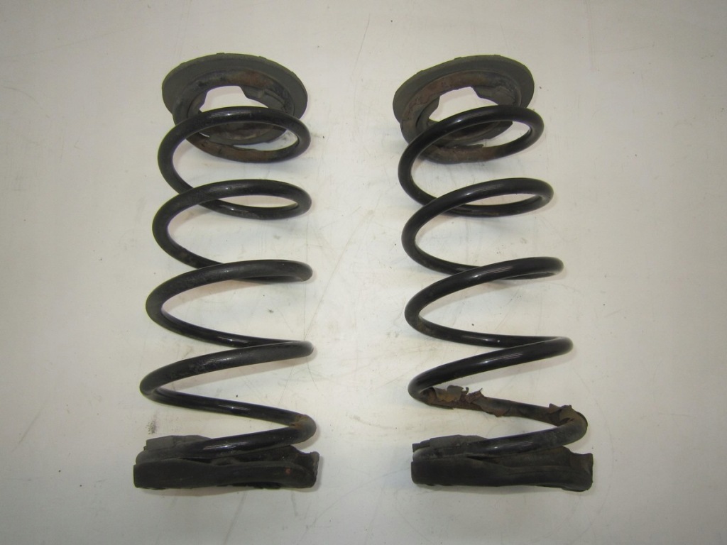 фото №1, Hyundai ix20 1.4 пружины подвеска задняя задние