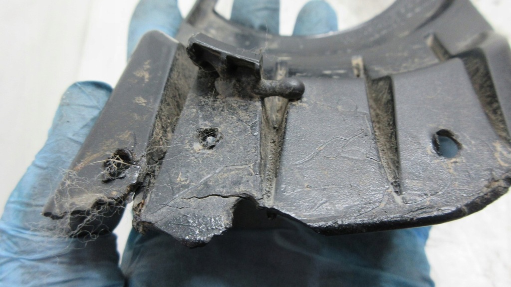 фото №6, Audi a8 d3 4e0807681a решітка бампера ліва заглушка